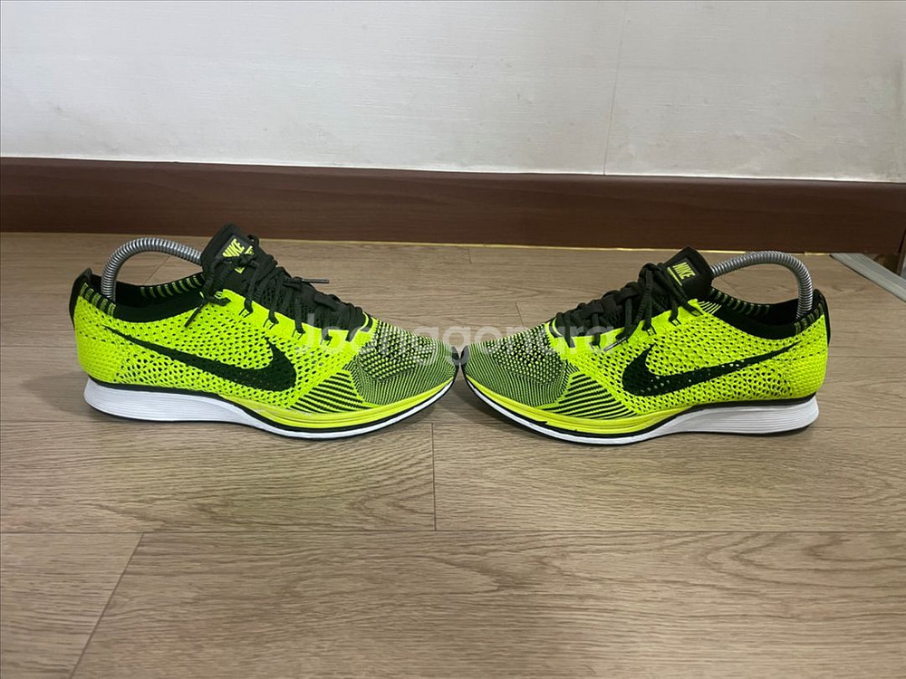 나이키 플라이니트 레이서 260size--2
