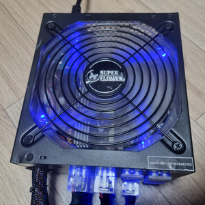 SuperFlower SF-600K14HE 풀모듈러