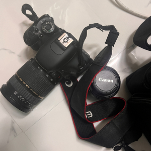 캐논 EOS 600D 바디+렌즈2개
