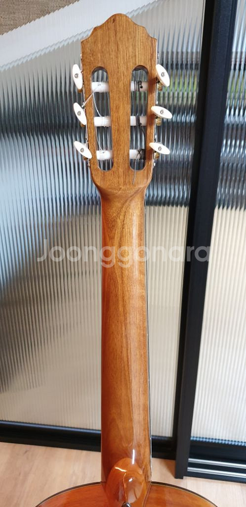 이상주기타 수제 클래식 기타--8
