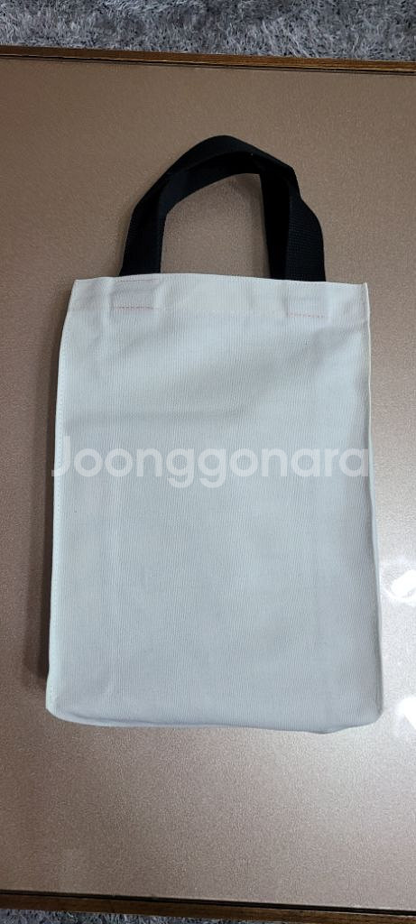 띠어리 (서울)에코백(정품)세제품입니다--3