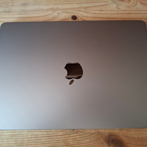 맥북에어 M3 13인치 24GB RAM, 512GB