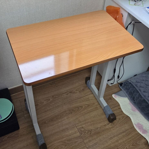학교 학원 책상. 학생 책상. 미니 책상. 공부용 책상