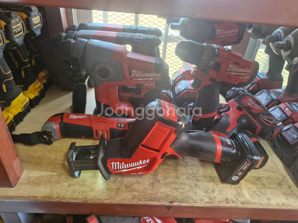 밀워키충전컷쏘 M12CHZ FUEL 6.0배터리포함.원--7