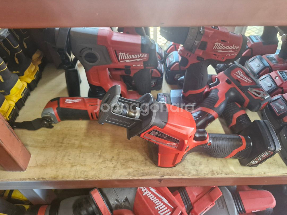 밀워키충전컷쏘 M12CHZ FUEL 6.0배터리포함.원--9