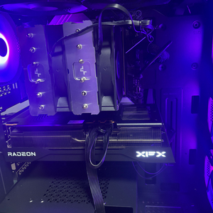 xfx 9070xt swift 2팬 팝니다