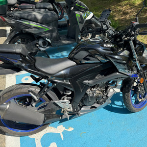스즈키 gsx-s125 21년식 팝니다