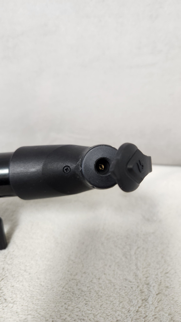 블랙번 MTN AIR 휴대용펌프 자전거 장착 이미지