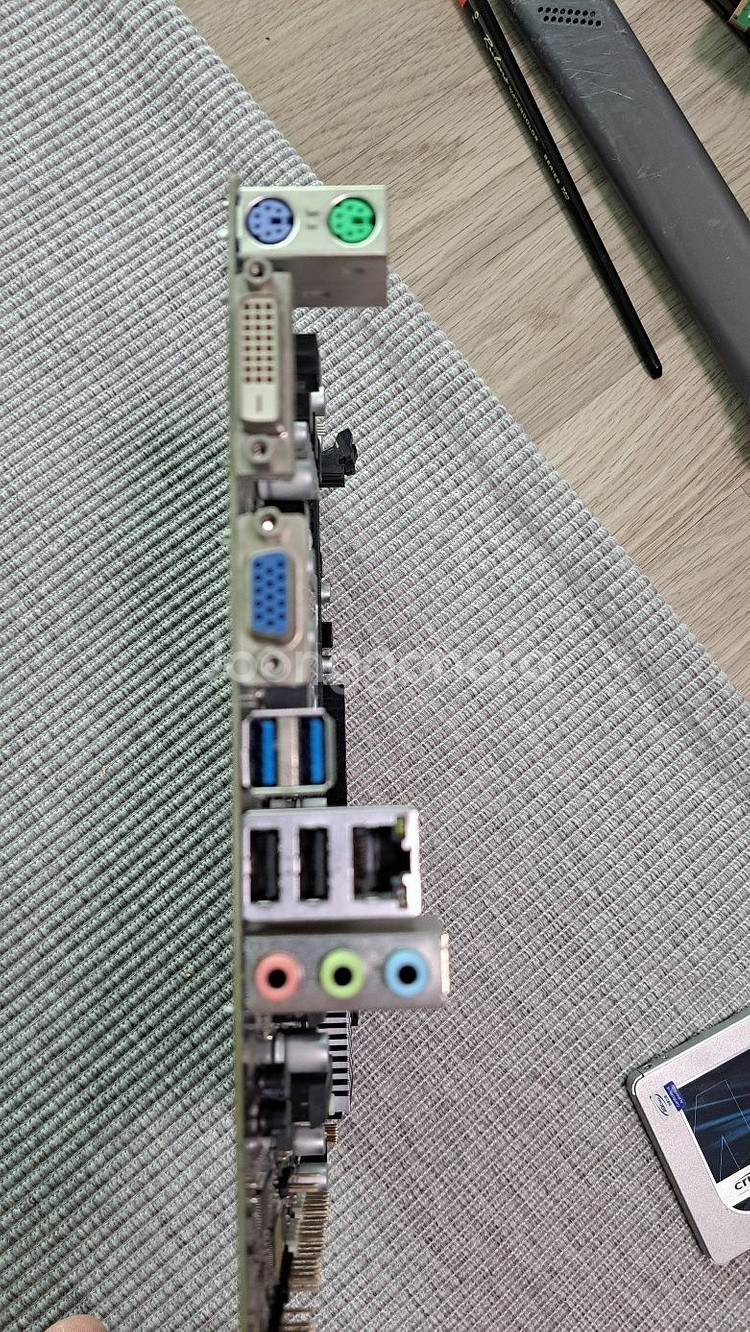[판매] i7-6700+H110 보드+DDR4 16기가--3