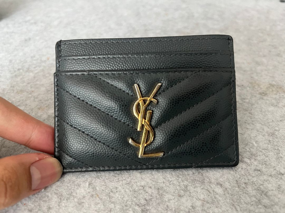 생로랑 마틀라세 금장 카드지갑--1