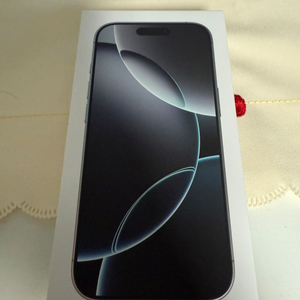 아이폰 16 Pro 화이트 티타늄 256GB 미개봉