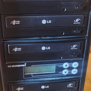 CD/DVD복사기 디존아이(Dzonei)