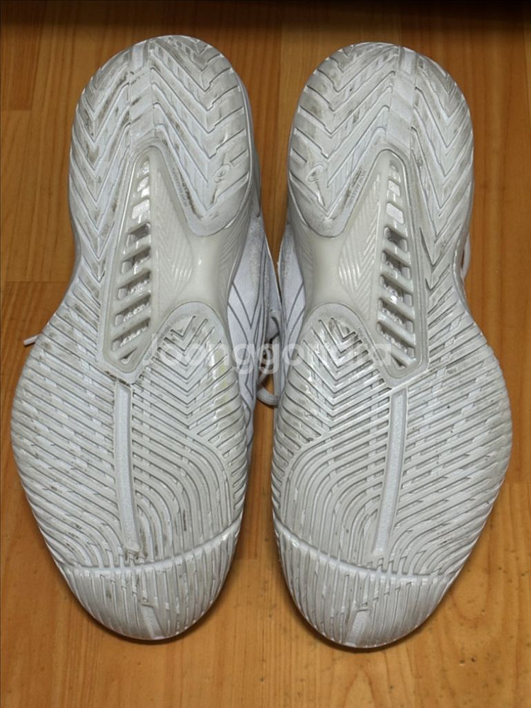 아식스 젤버스트 27 농구화 260--2