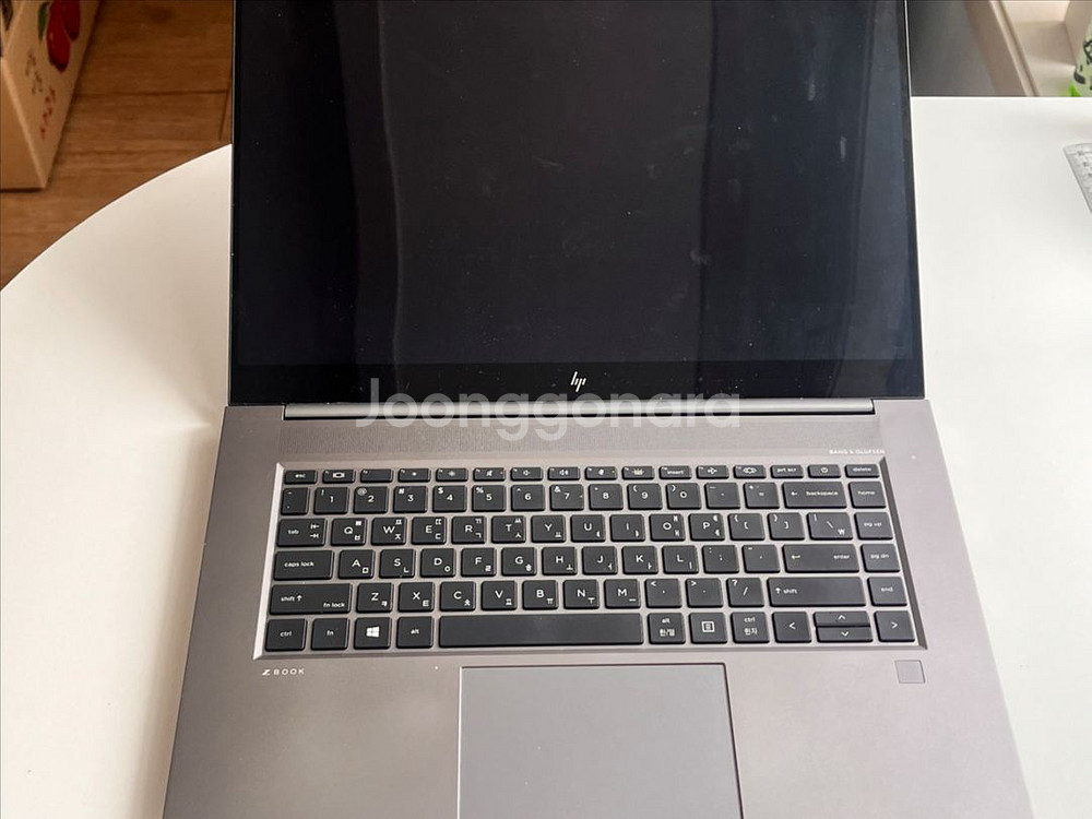 HP ZBook Studio G8--2
