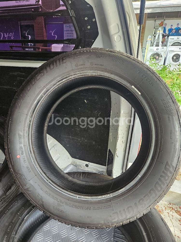 브릿지스톤 225-55-18 임판타이어4본--0