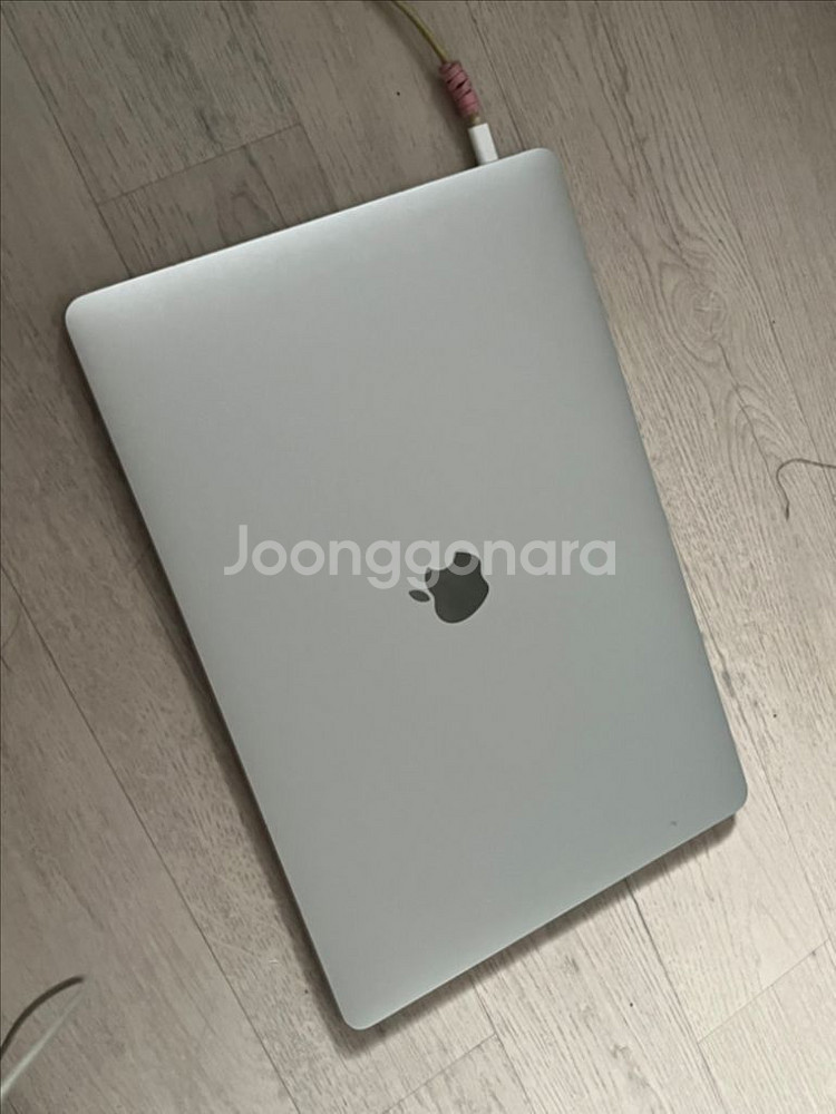 2018 맥북프로 15인치 256gb 터치바 고급형--3
