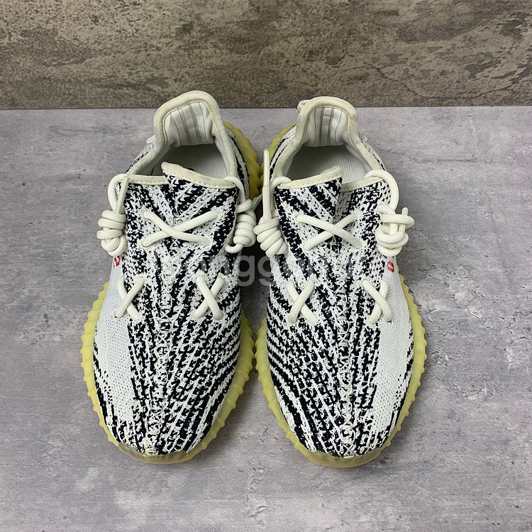 235 아디다스 이지 부스트 350 V2 지브라--8