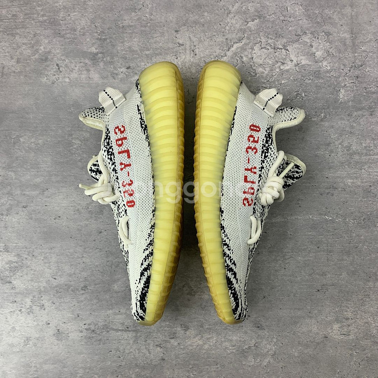 235 아디다스 이지 부스트 350 V2 지브라--2