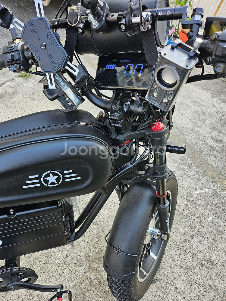 자토바이 동도 s8 4기 신형 2500w60a팝니다--4