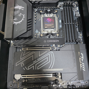 MSI X870E Carbon WIFI 메인보드 팝니다