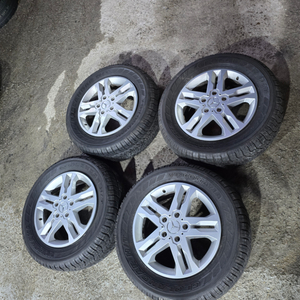 벤츠 g바겐 18인치 휠타이어