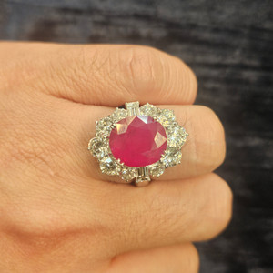 천연루비 5.23ct 18k보조석 다이아몬드 반지