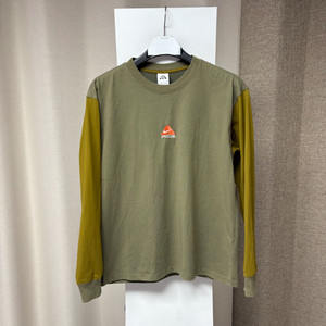 나이키 ACG 롱슬리브 S