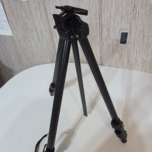 [화이트칠판 거치대] 토탈 알루이늄이젤 PI190