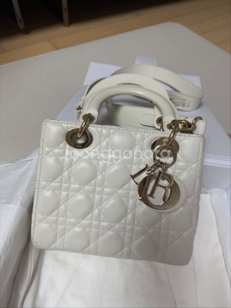 레이디 디올 스몰 라떼 급처 가격수정--4