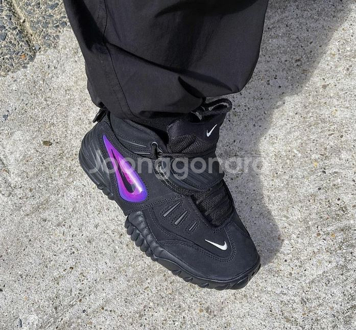 나이키 엠부쉬 에어 어저스트 포스 240--3