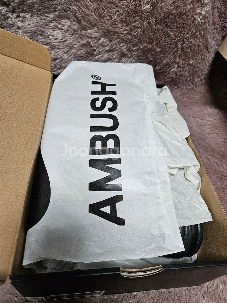 나이키 엠부쉬 에어 어저스트 포스 240--8