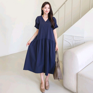 소매 핀턱 원피스