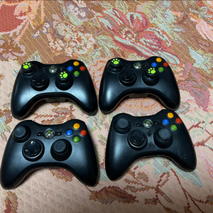 Xbox 360 유선패드 팝니다