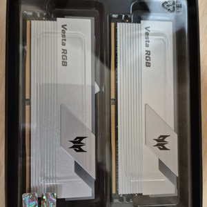 ddr4 32gb cl14 램 팝니다.