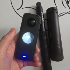 인스타360 x2