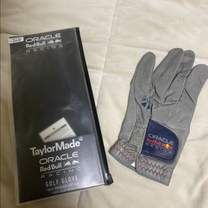 테일러메이드x오라클 레드불 골프장갑 이미지