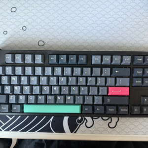 Frog TKL F12 블랙+베놈87MX 조합 팝니다