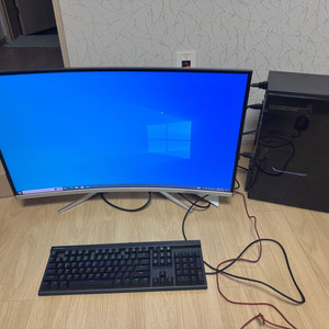 한성 울트론 3257 FHD 커브드 32인치 모니터(1