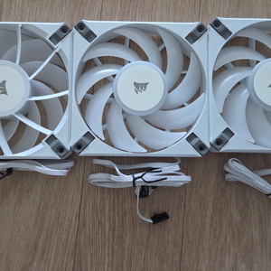 커세어 AF120 ELITE RGB WHITE 3개
