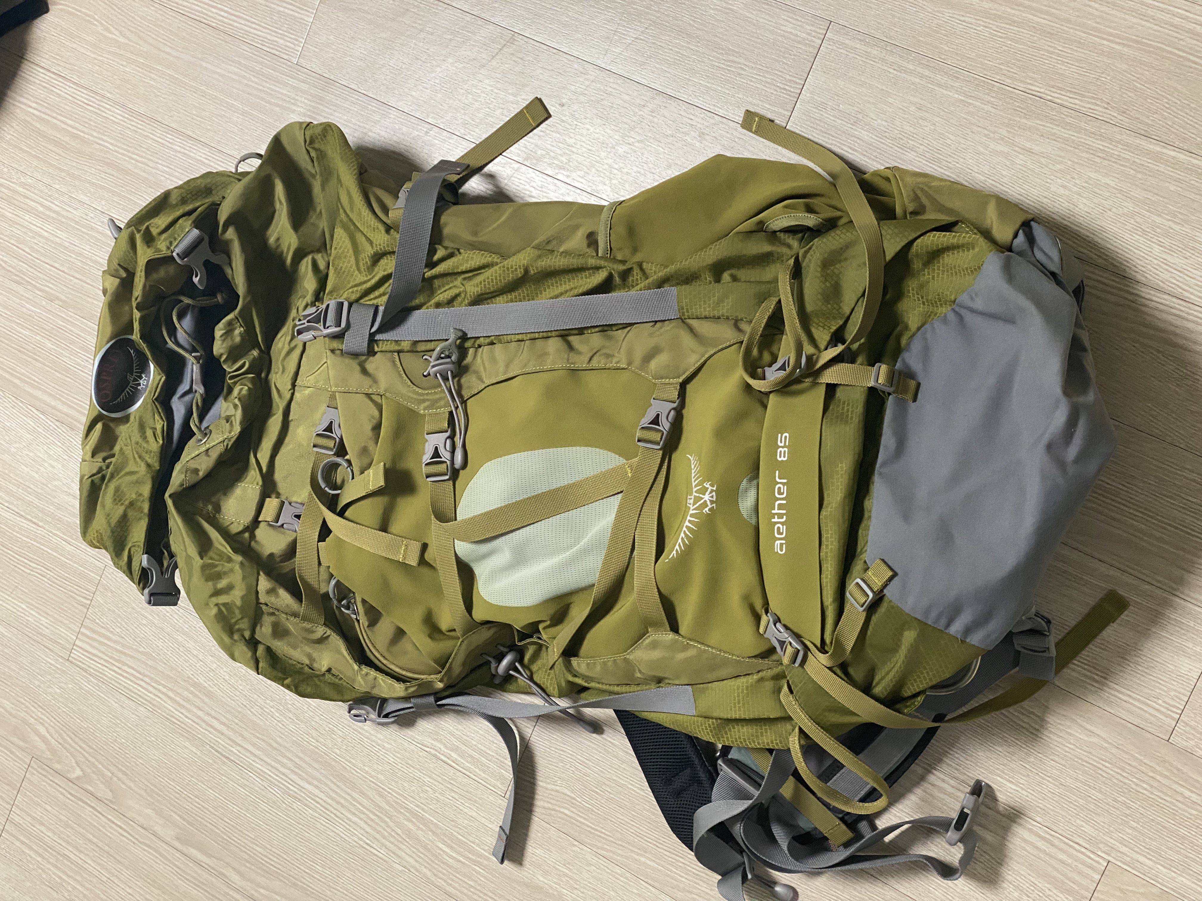 오스프리 이서 85L 백패킹 배낭 판매합니다.