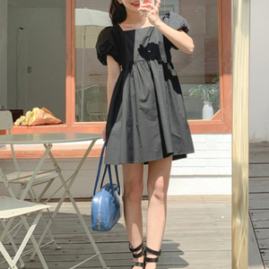 스퀘어넥 어깨퍼프 반핀 미니원피스 블랙 키작녀원피스