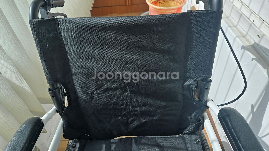 2H메디컬 라이트휠체어 보호자형-10kg 초경량 접이식--4