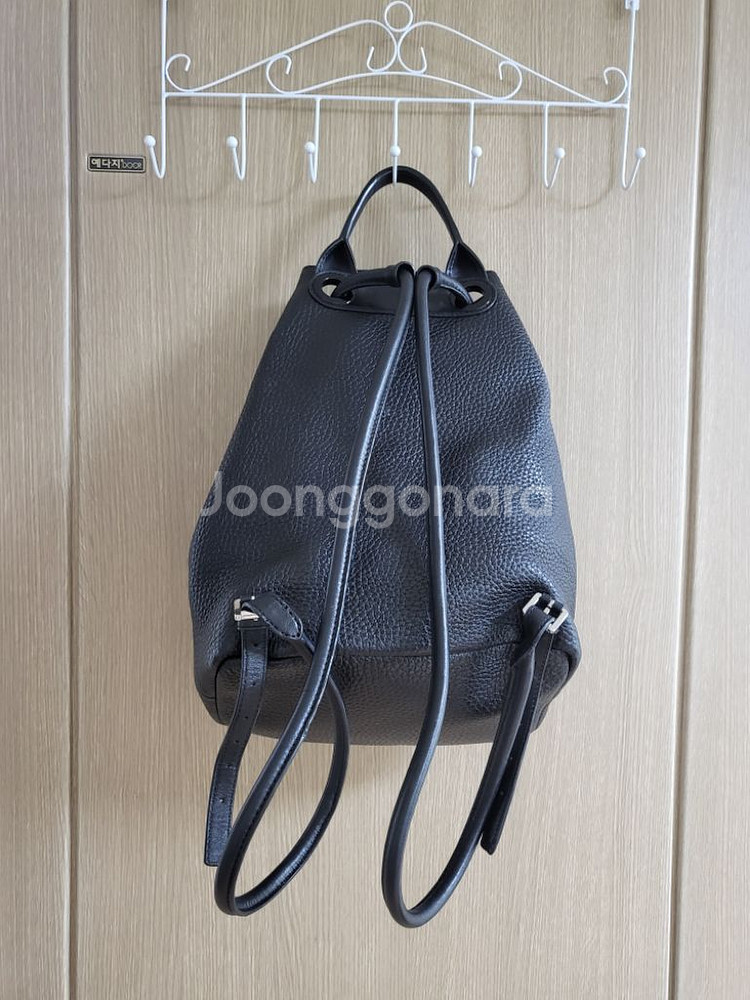 마이클코어스 백팩 판매합니다--1