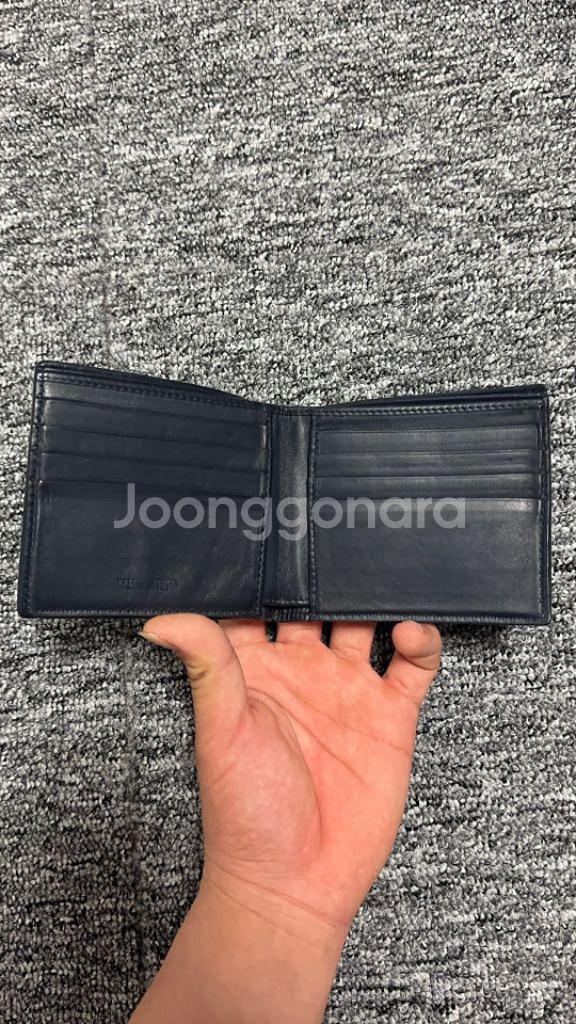 정품 보테가베네타 반지갑ㅣ다크그레이--1