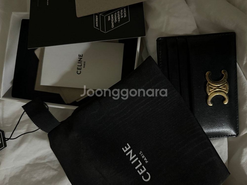 셀린느 카드지갑 금장 블랙--1