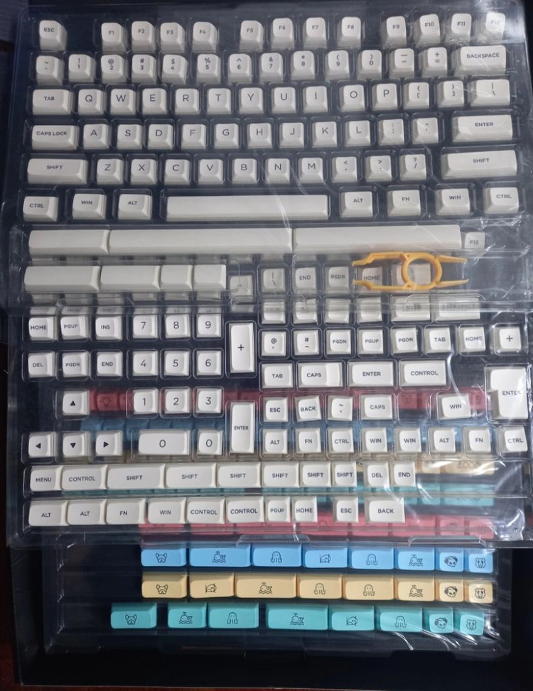 akko 동물키캡 크림 282키, 나무색상 104키--2