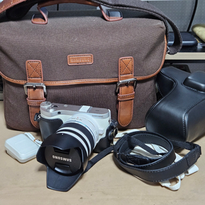 삼성 NX300M + 18-55 번들
