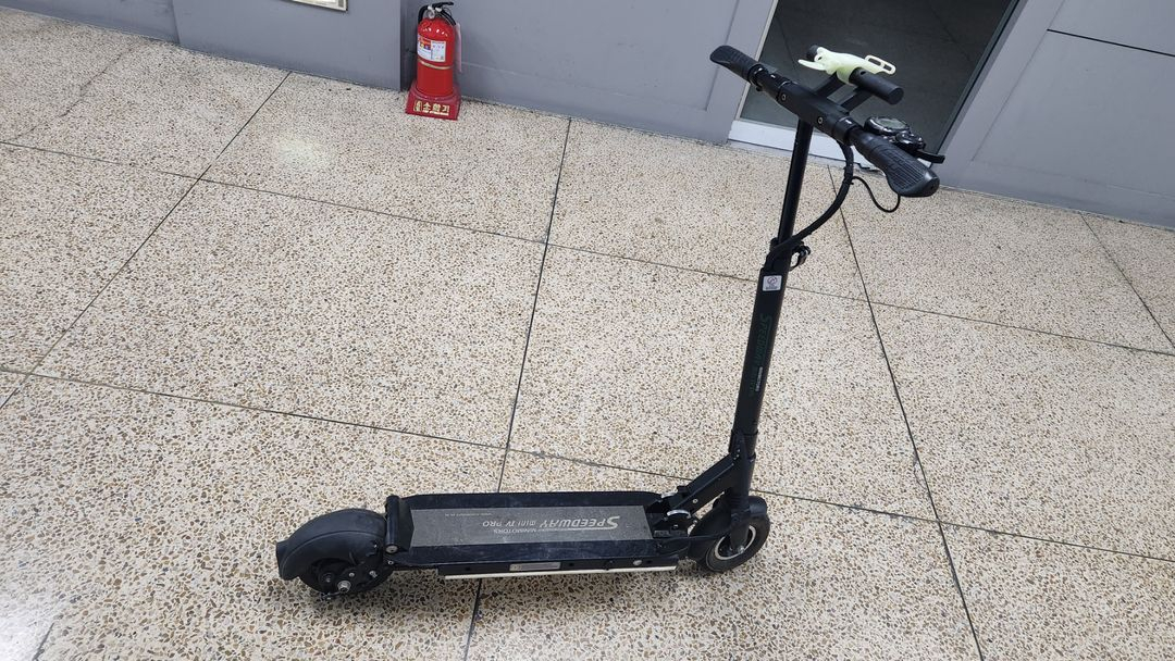 전동킥보드 미니모터스 스피드웨이 미니4프로 팝니다.--2