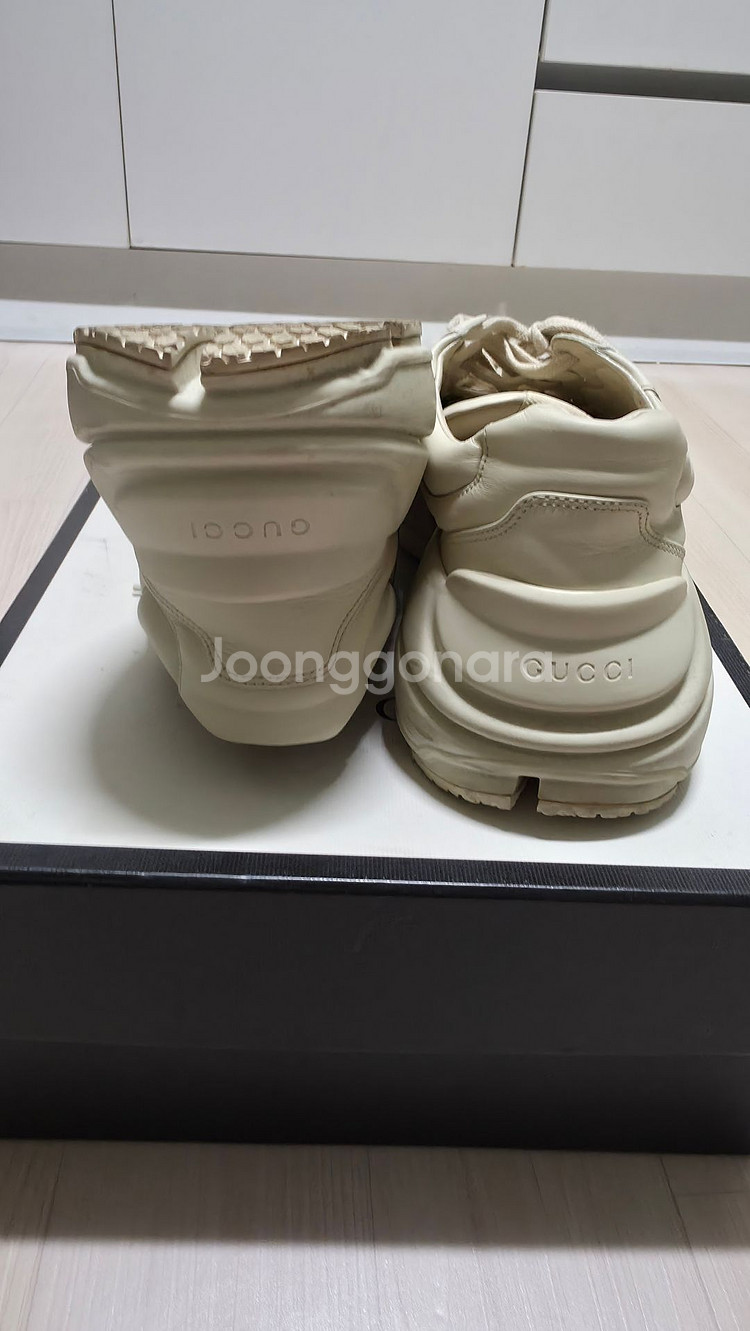 "구찌 라이톤 로고 스니커즈 41 (265mm) 정품--6