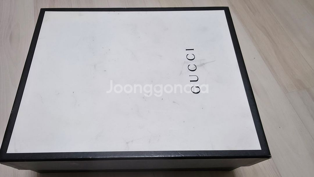 "구찌 라이톤 로고 스니커즈 41 (265mm) 정품--7
